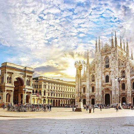 Piazza Duomo - Antico Appartamento Dell'800 Милан Экстерьер фото